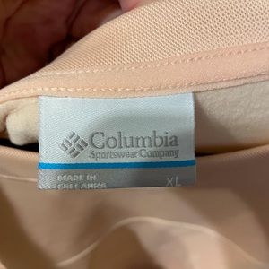 Women’s Columbia pull over